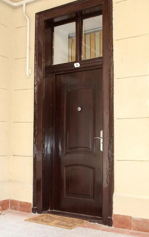 בודפשט Hunyadi Ter Apartments