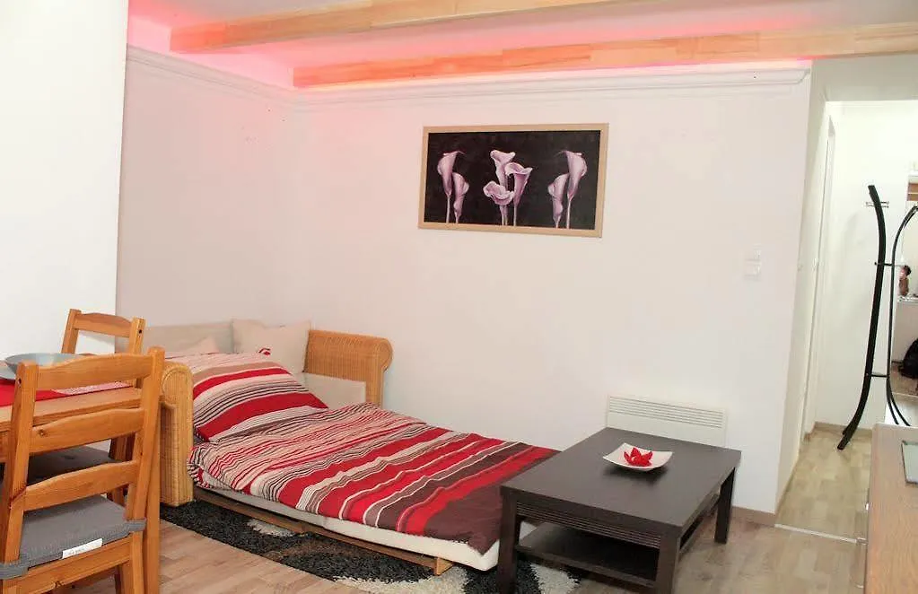 בודפשט Hunyadi Ter Apartments